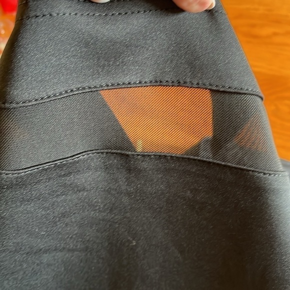 Spense black fitted Sz 12 dress with gold toned embellishments around collar - Picture 8 of 9